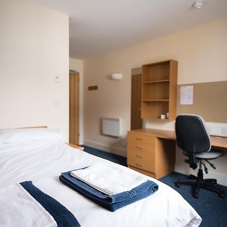 The Sidings Aparthotel Пенрин Екстериор снимка