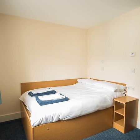 The Sidings Aparthotel Пенрин Екстериор снимка
